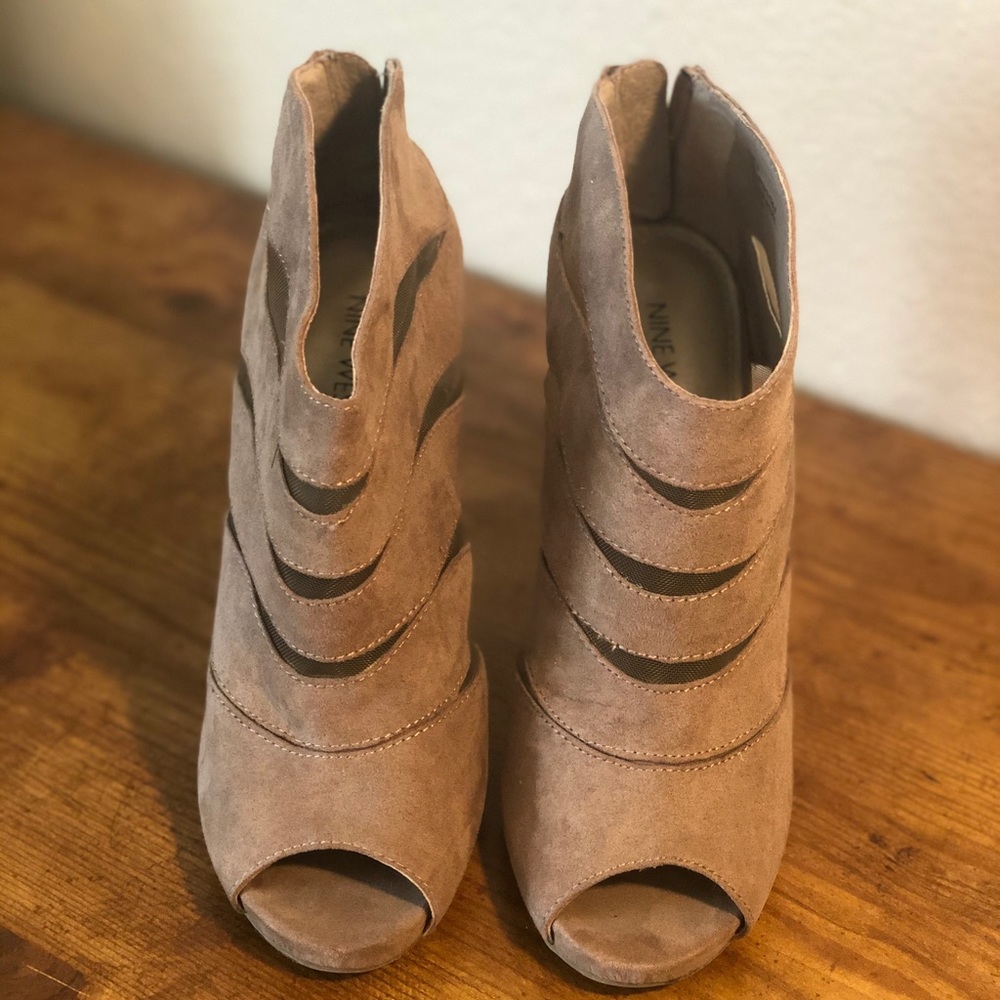 Nine West Tan Open Toe Heeled Booties 9